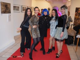 Fashion Show in der Contemplor Galerie Wien am 14. 03. 2024